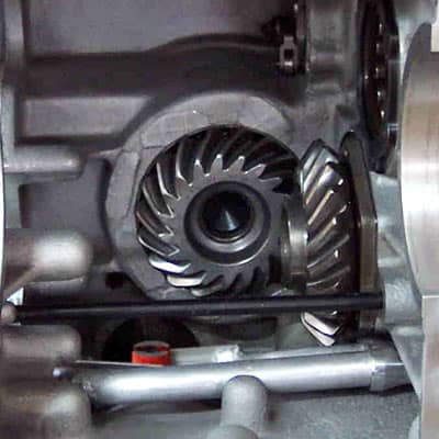 spiral bevel gear housing cutaway